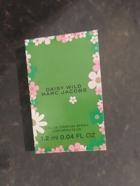 Marc Jacobs Daisy Wild Sample